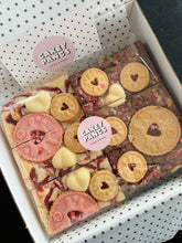 Load image into Gallery viewer, *♥️ Valentines Brownies & Blondies ♥️