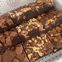 Load image into Gallery viewer, The 'Caramel' Mixed Box
